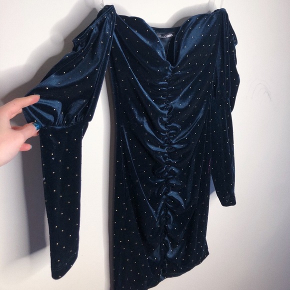 FASHIONNOVA DRESS - Picture 2 of 2